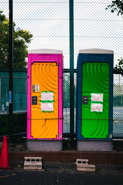 Best Porta potty rental near me  in Lansing, MI