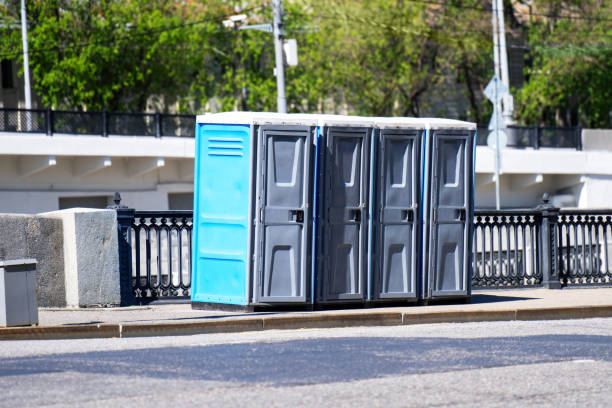 Best Best portable toilet rental  in Lansing, MI